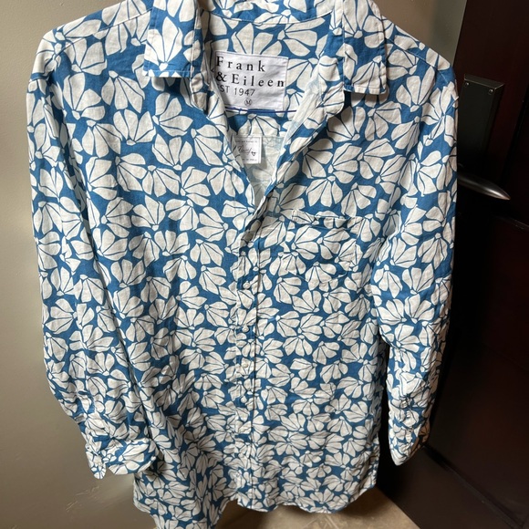 FRANK & EILEEN
MARY CLASSIC LINEN SHIRT DRESS | BLUE FLORAL - Picture 3 of 6